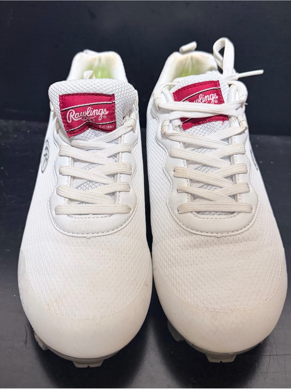 Rawlings Women’s White Molded Softball Cleats Low Top Size